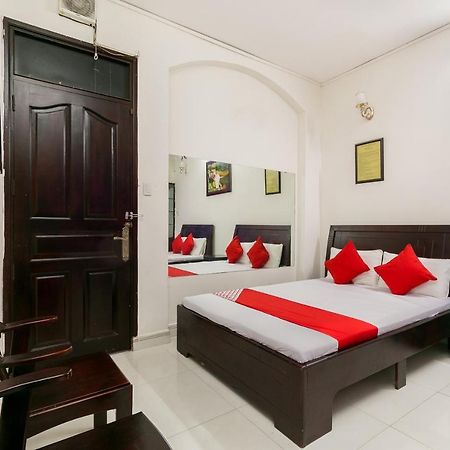 Oyo 486 Nhat Nhat Hotel Ho Chi Minh City Exterior photo